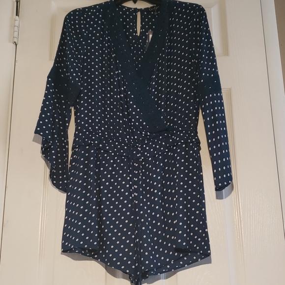 New!! Jessica Simpson Gardenia polka dot romper - Picture 3 of 7